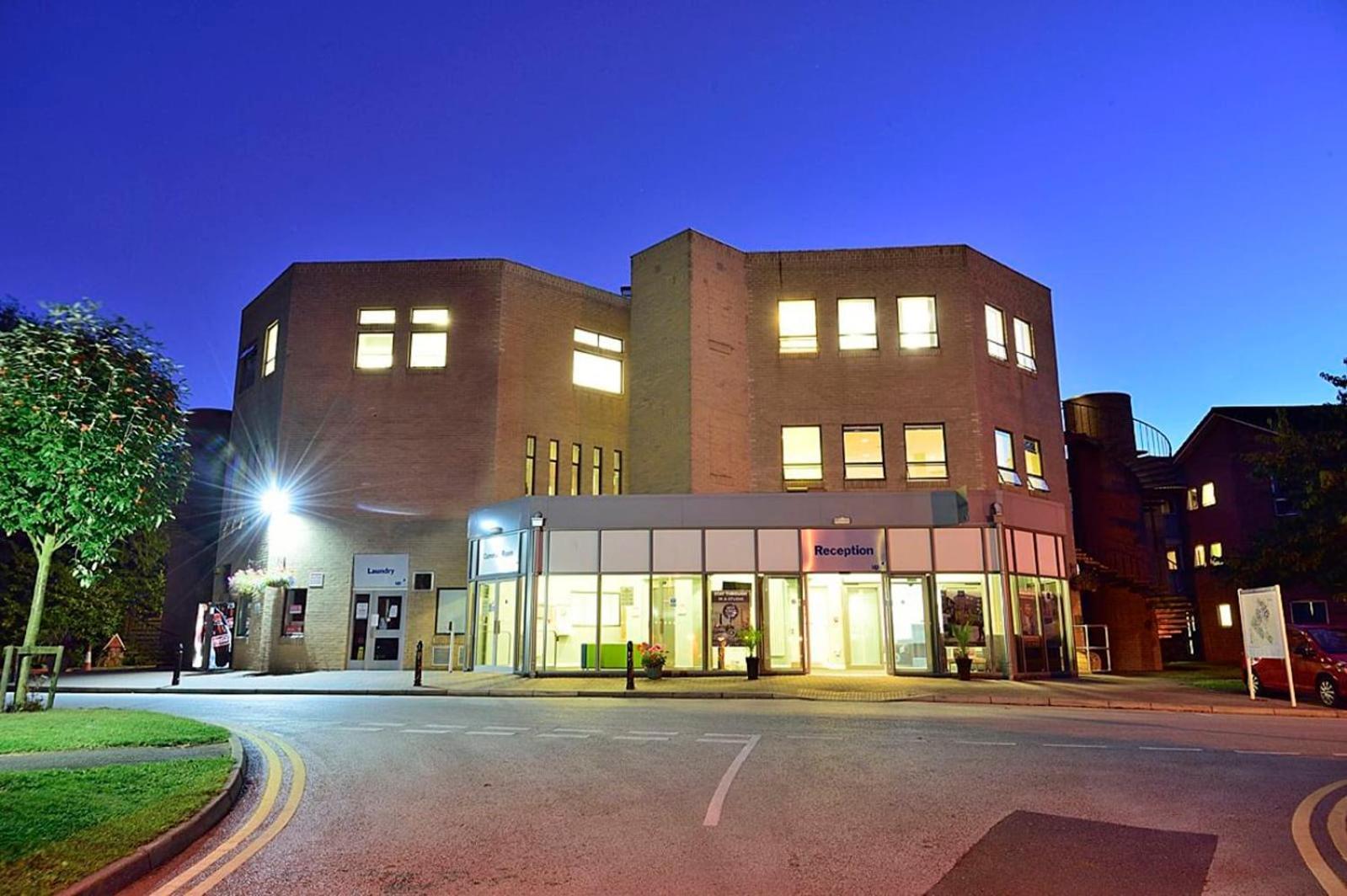 Broadgate Park Beeston Nottingham Apartment Bagian luar foto