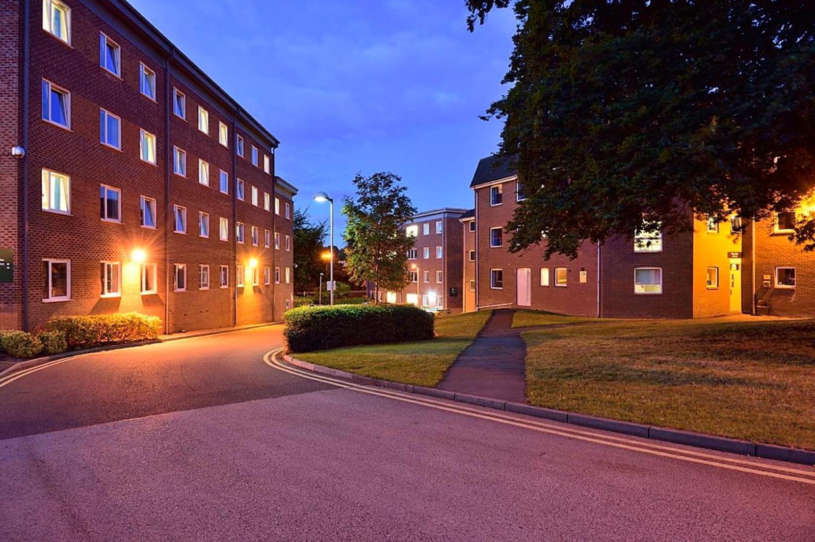 Broadgate Park Beeston Nottingham Apartment Bagian luar foto
