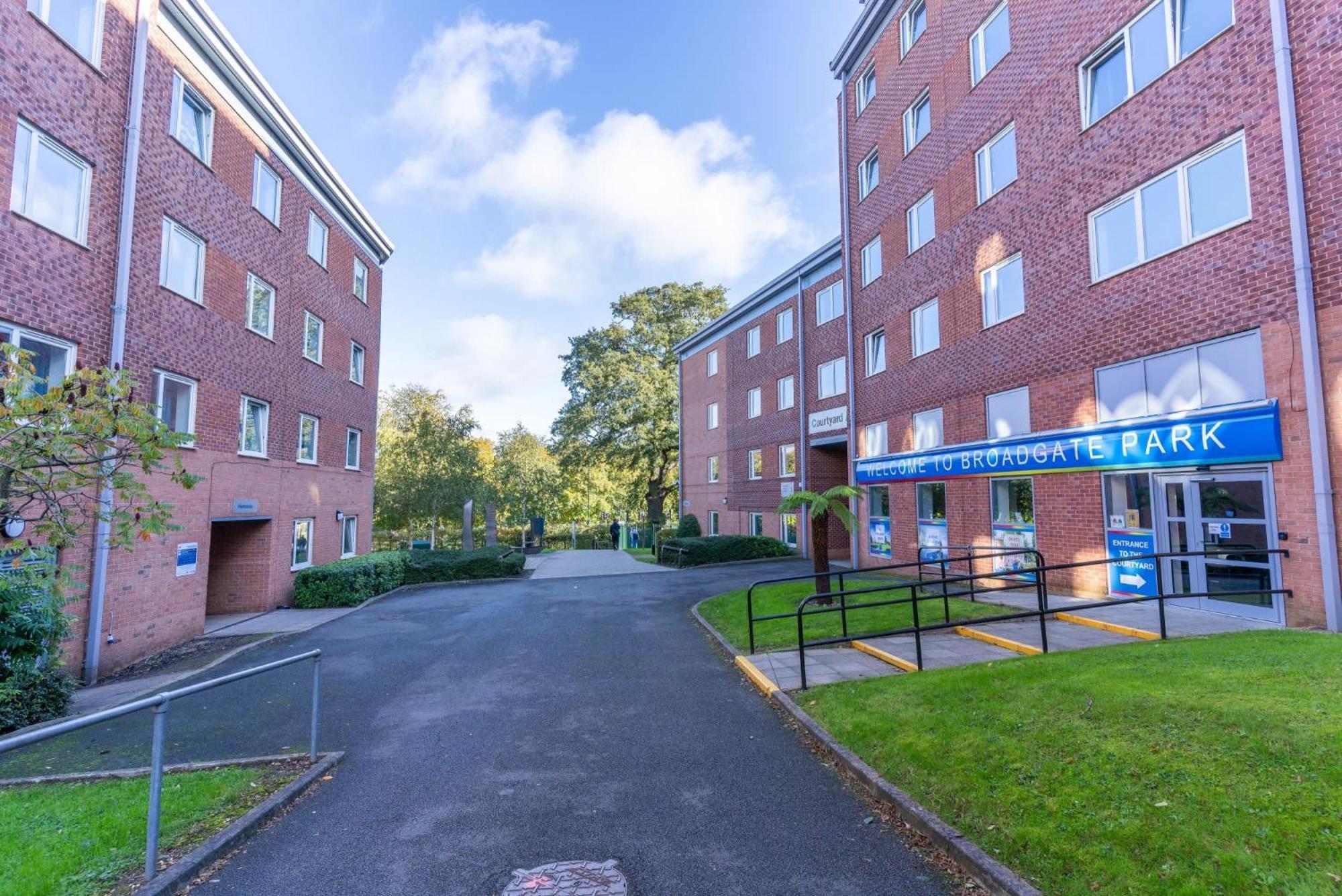 Broadgate Park Beeston Nottingham Apartment Bagian luar foto